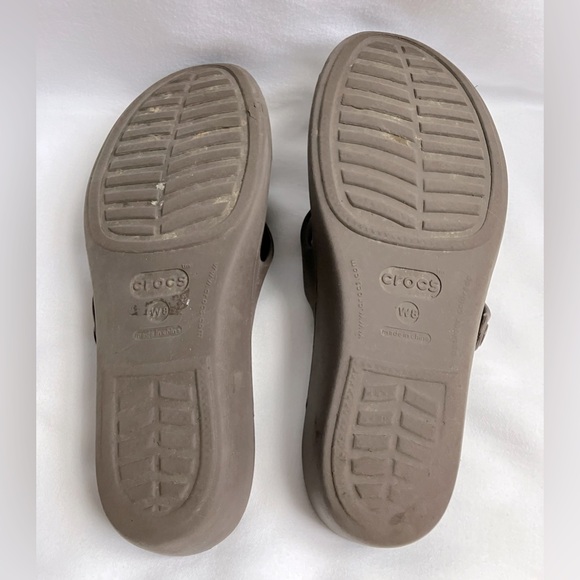 CROCS Patricia Wedge Heel Sandals - Picture 5 of 6